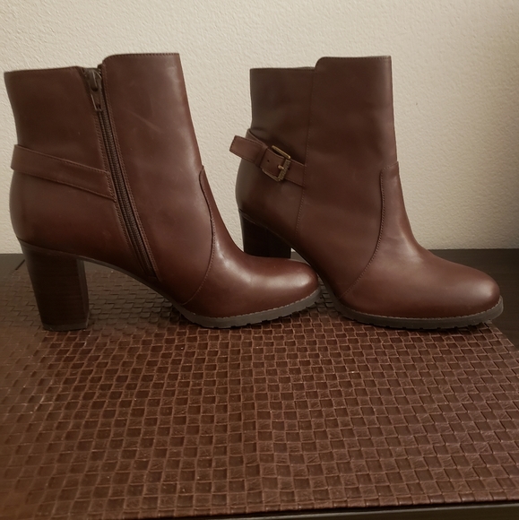 LAUREN RALPH LAUREN Heel Boots - Picture 2 of 7